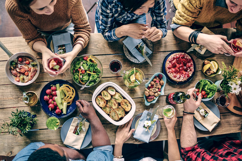 8 consejos para comer fuera de casa y no engordar