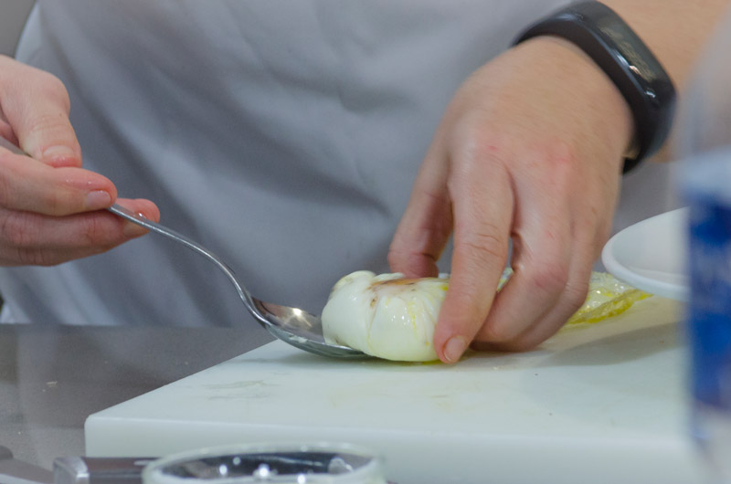 Curso de cocina. Cenas ligeras. Flor de huevo